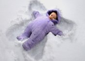 cute-baby-snow-angel-wallpaper-jxhy.jpg